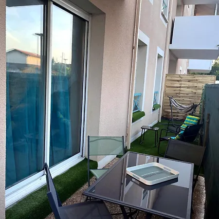 Appt 2 Chambres, Terrasse, Parking, Linge Inclus *