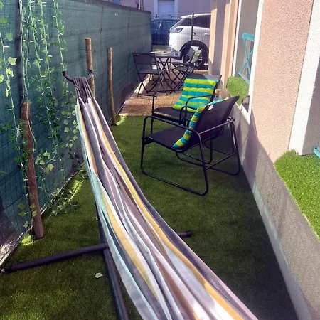 公寓 Appt 2 Chambres, Terrasse, Parking, Linge Inclus 居让梅斯特拉